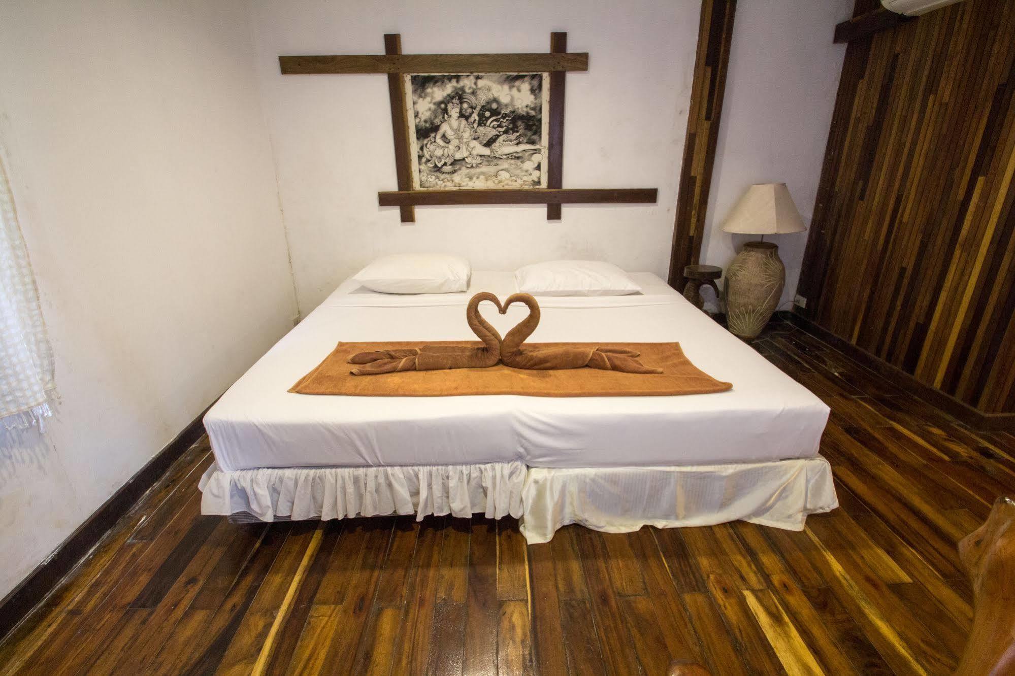 Tropical Garden Bungalow Phi Phi Don Exterior foto